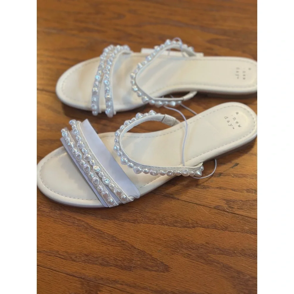 A New Day Aida Ivory Faux Pearl Multi Strap Slide Sandals Womens 9 NEW